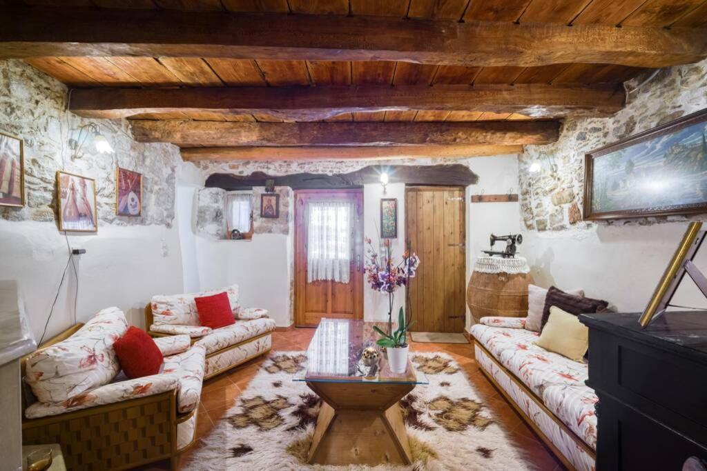 Traditional Cretan Stone House In The Center Of Crete Litos Eksteriør billede